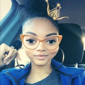 Meet your Posher, Aaliyah